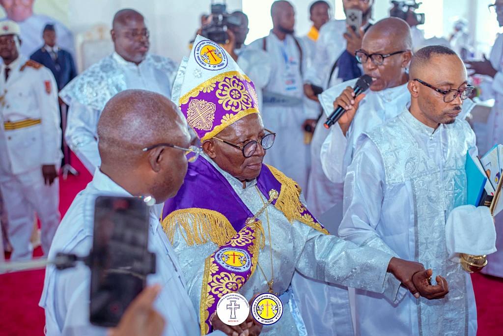 Enthronement Pic (13)