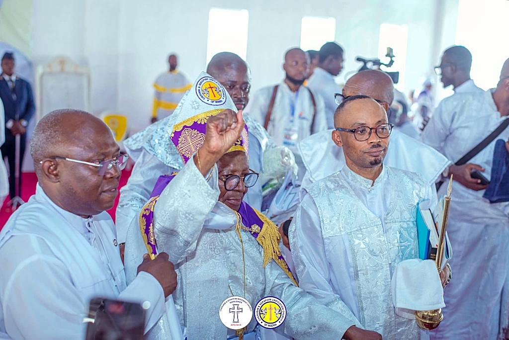 Enthronement Pic (14)