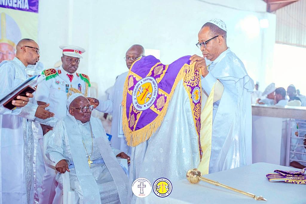 Enthronement Pic (15)