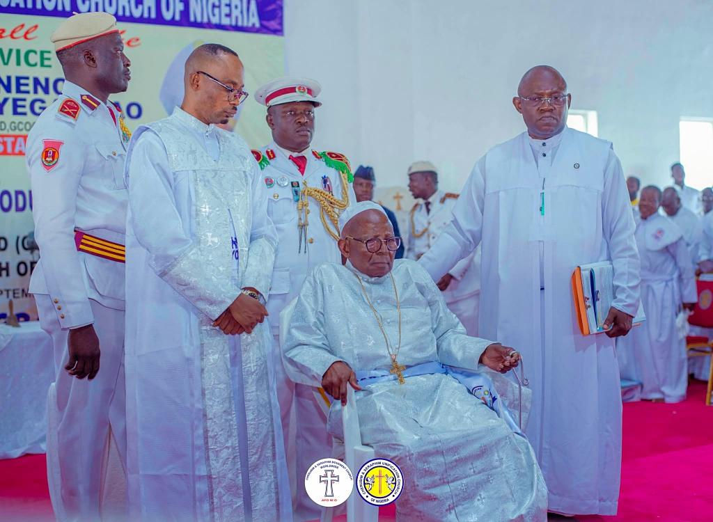 Enthronement Pic (7)